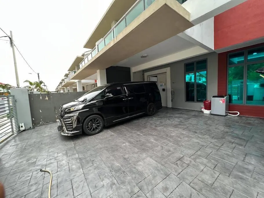 Holiday home Mekming Lodging - Homestay Malacca