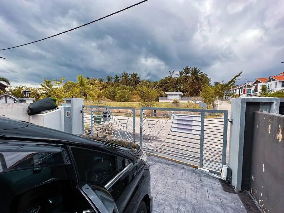 Holiday home Mekming Lodging - Homestay Malacca