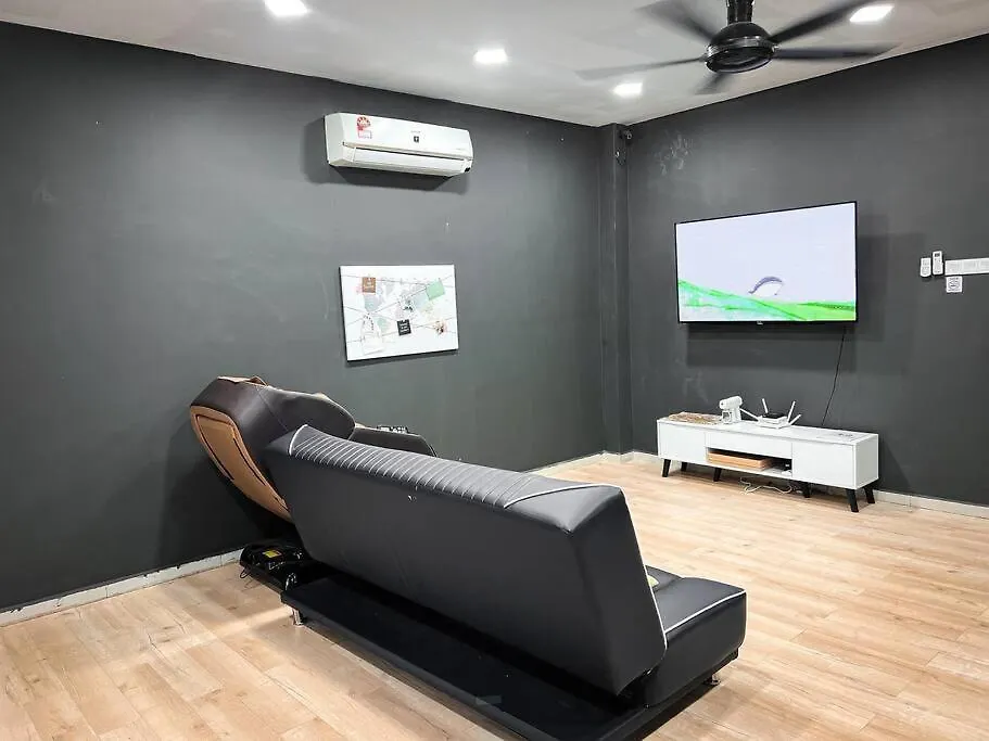 Holiday home Mekming Lodging - Homestay Malacca